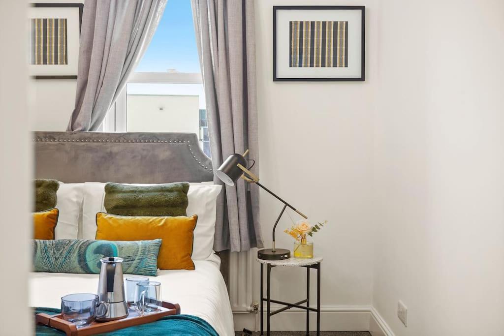 Cosy Apartment 5 Guests 3 Beds 1 Sofa Bed Lewisham London Exterior photo